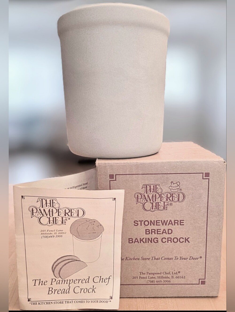 Pampered Chef Stoneware Bread Baking Crock oven Cooking Kitchen Utensil holder